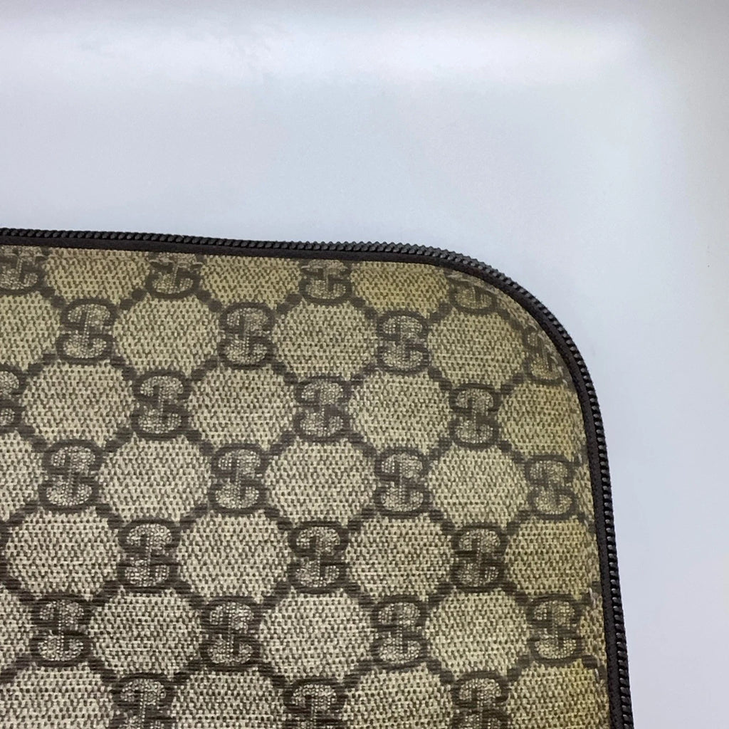 GUCCI Classic Monogram Large Canvas Clutch Bag For Women