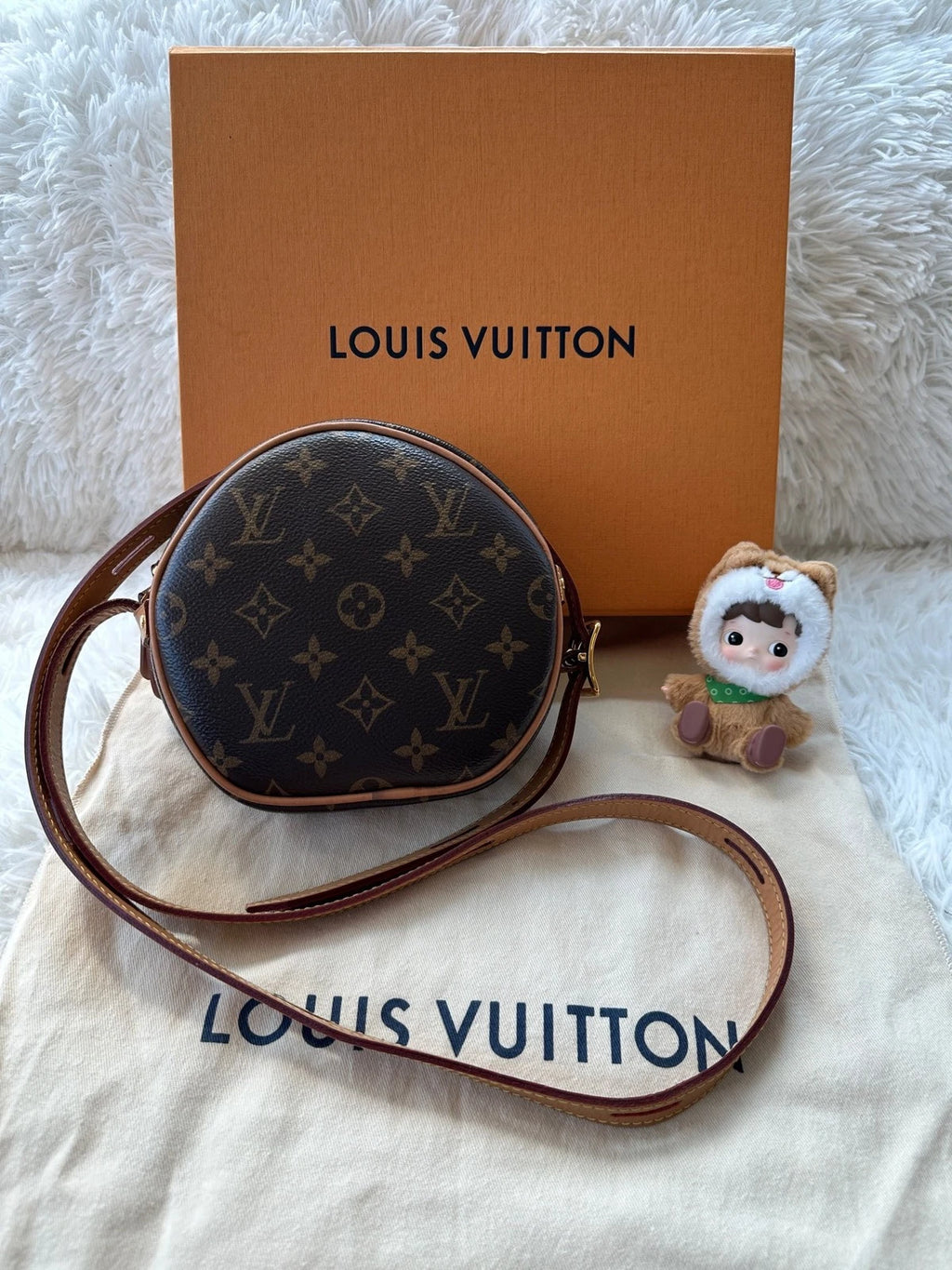 Louis Vuitton Monogram Canvas Round Mini Crossbody Bag For Women