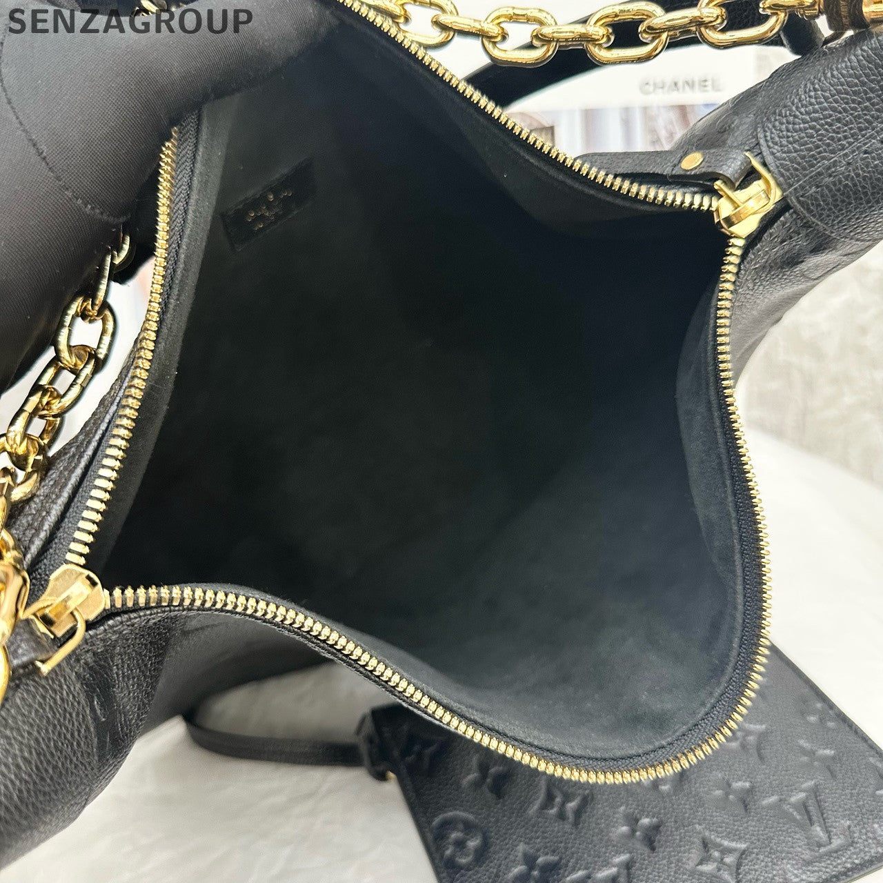 Louis Vuitton Loop Hobo Leather Chain Shoulder Bag Black Gold