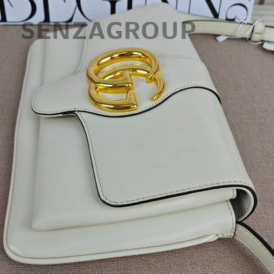 Gucci Arli White Calfskin Envelope Shoulder Crossbody Bag Women Fashion