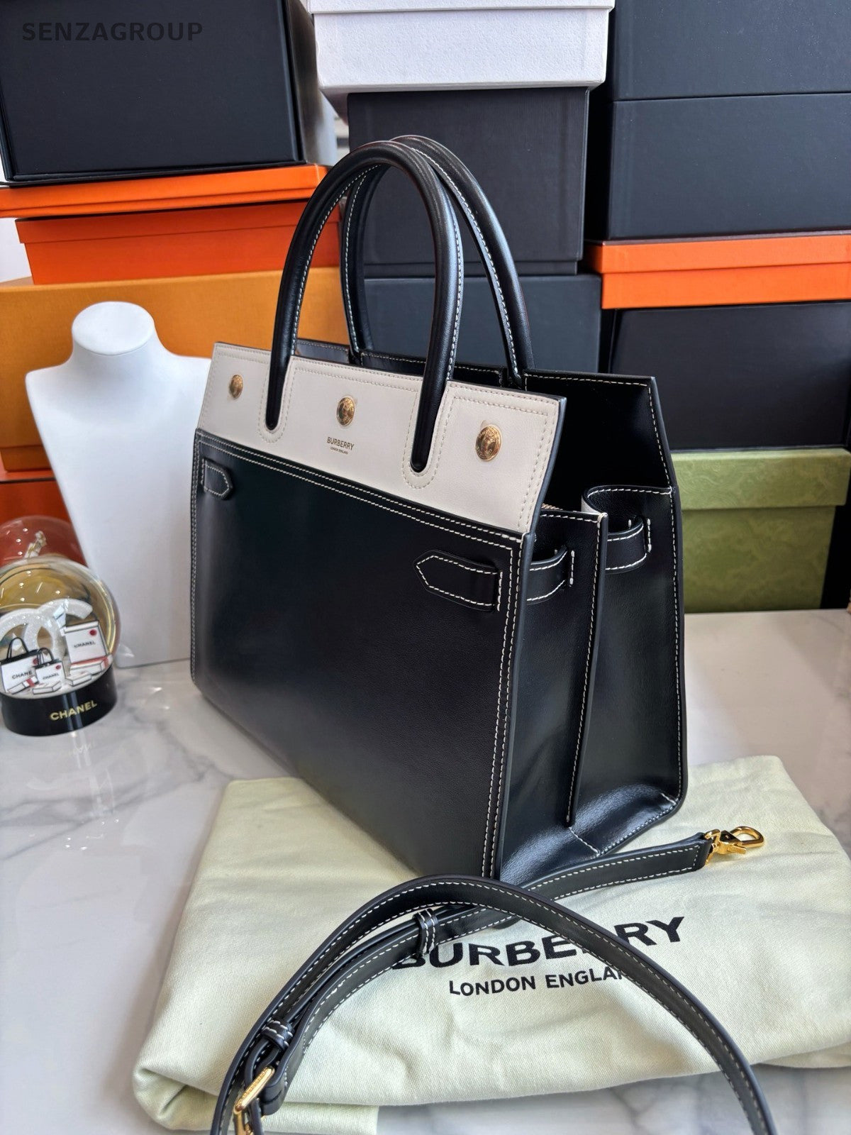 Burberry Title Tote Calfskin Top Handle 2way Shoulder Handbag Black White Women