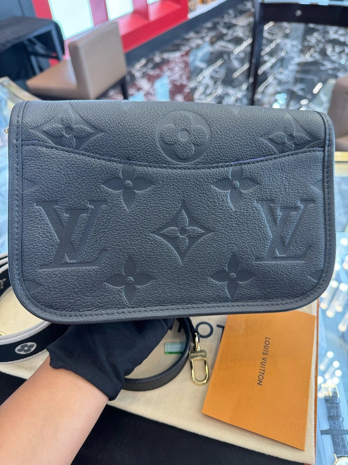Louis Vuitton Black Full Leather Baguette Shoulder Bag For Women