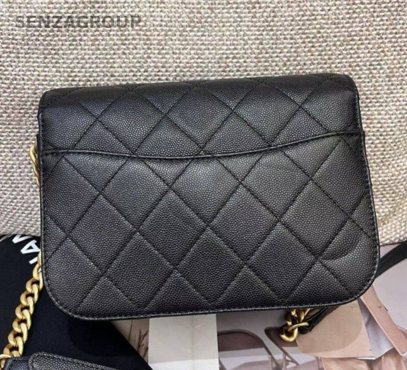 Chanel Diamond Chain Shoulder Bag Crossbody Black Gold Women Classic Fashion