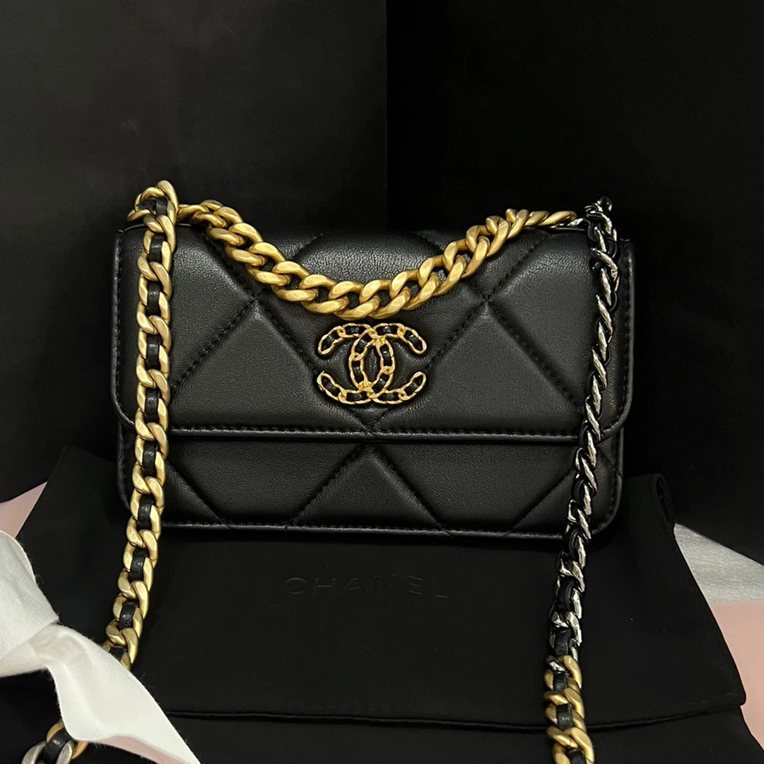 Chanel 19Bag WOC Lambskin Mini Chain Top Handle Crossbody Black Gold Women