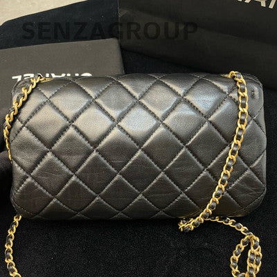 Chanel Black Gold Quilted Chain Shoulder Crossbody Bag Classic Fashion