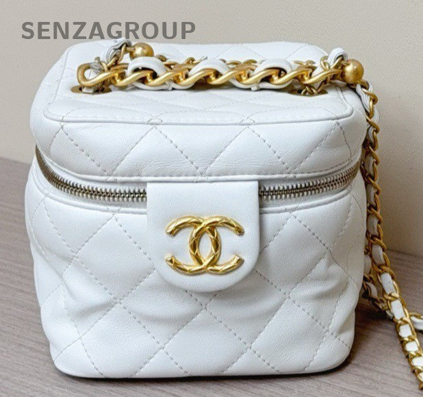 Chanel Diamond Pattern Chain Top Hand Shoulder Bag White Gold Used Women Classic
