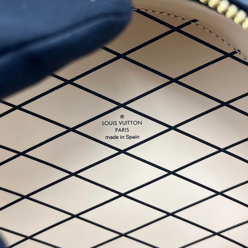 Louis Vuitton Boite Chapeau Monogram Canvas Mini Crossbody Bag