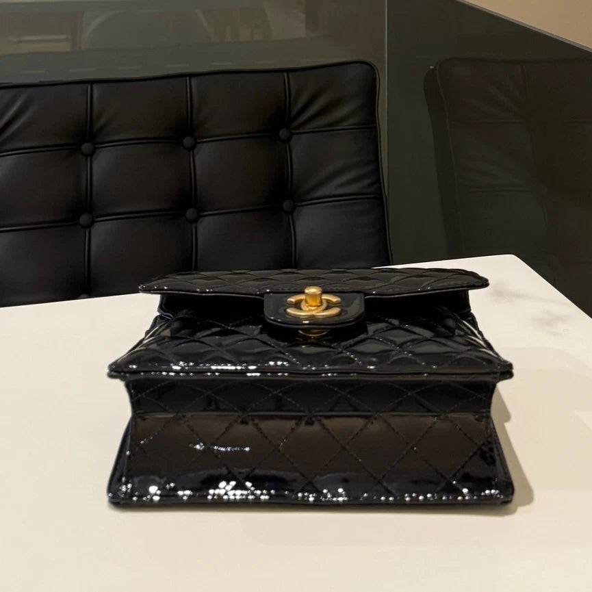 Chanel Classic Flap Quilted Chain Shoulder Bag Black Gold