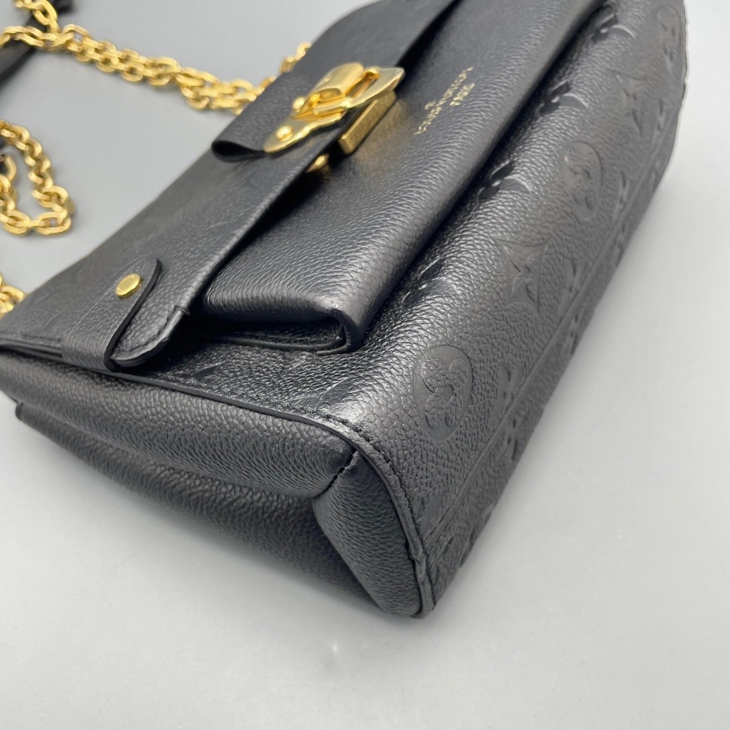 Louis Vuitton Vavin BB Chain Shoulder Bag Black Gold Hardware Women