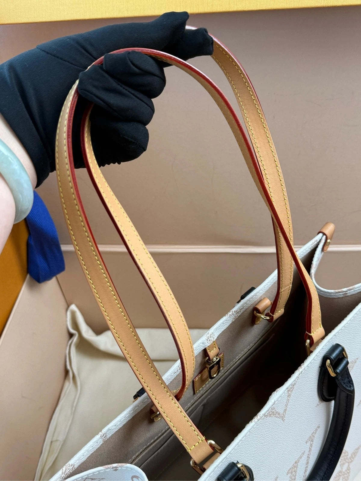 Louis Vuitton OnTheGo Medium Dune Tote Bag For Women