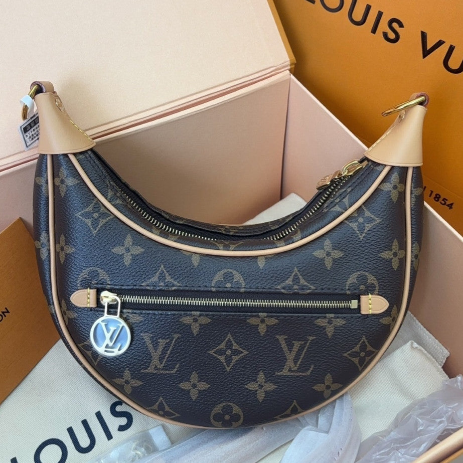 Louis Vuitton Monogram Pochette Accessoires Brown Gold Women's Classic Bag