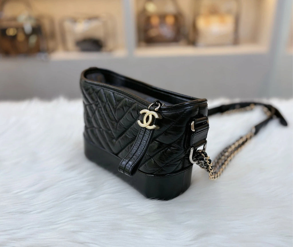 CHANEL Black Gold Small Chain Shoulder Crossbody Bag For Women