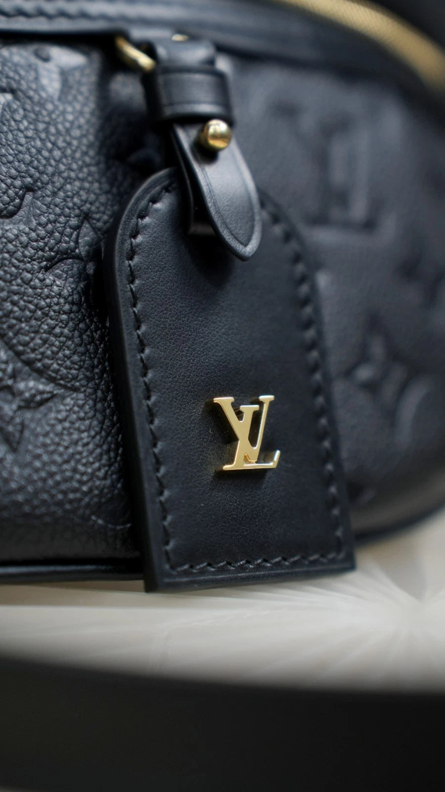 Louis Vuitton High Rise PM Bumbag Monogram Empreinte Excellent