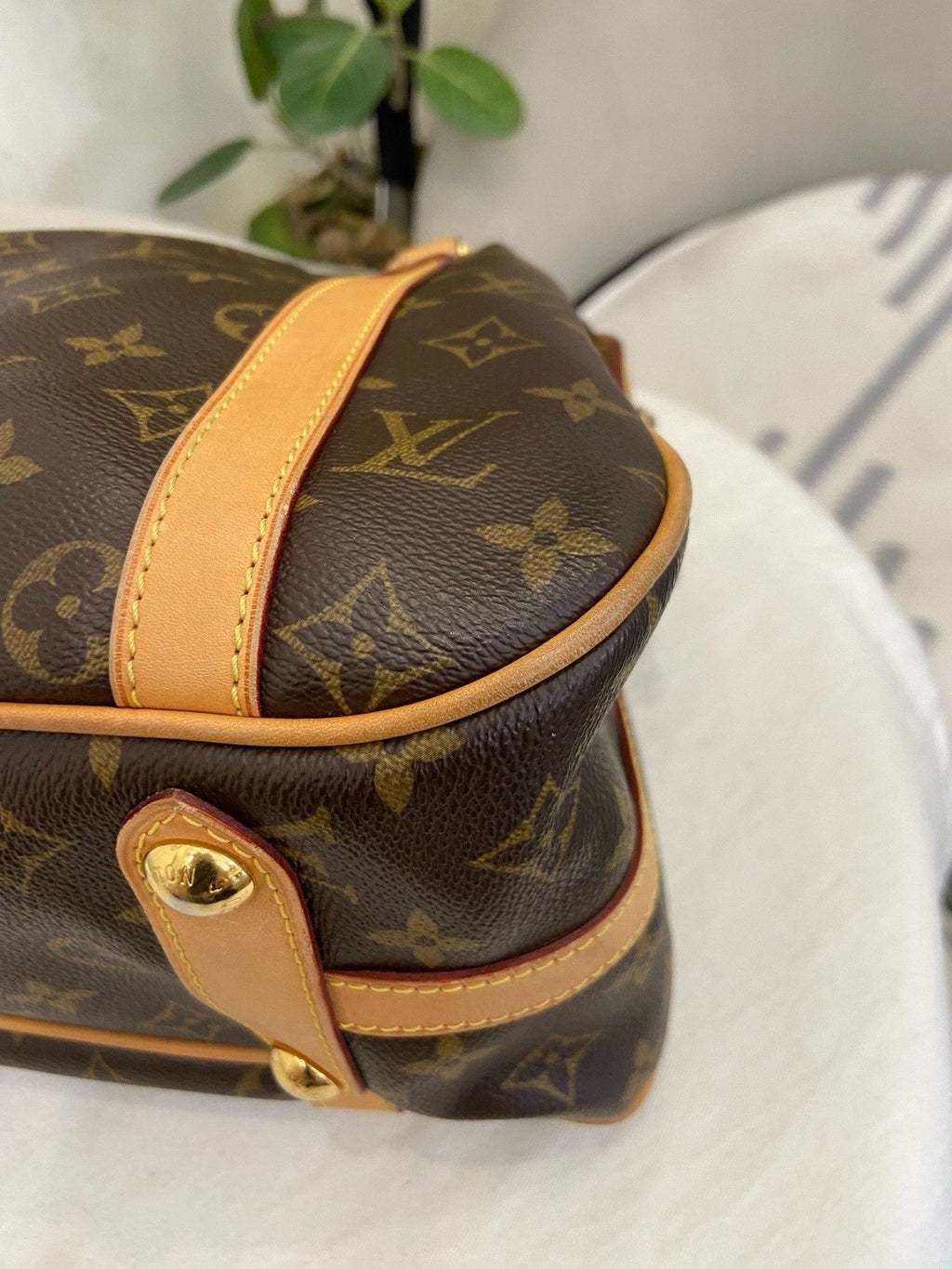 Louis Vuitton Stresa Monogram Canvas Shoulder Bag Brown Gold Women Classic