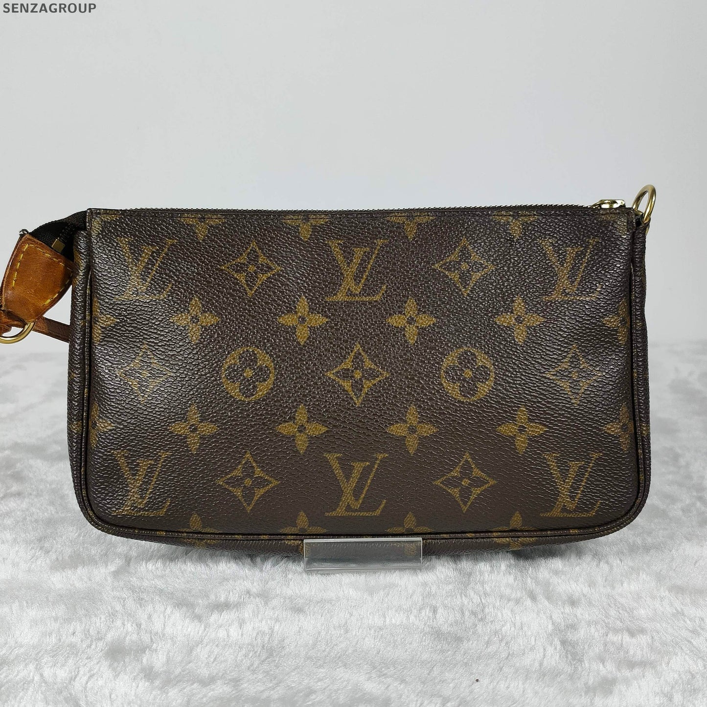 Louis Vuitton Pochette Monogram Vintage Shoulder Bag Classic Women