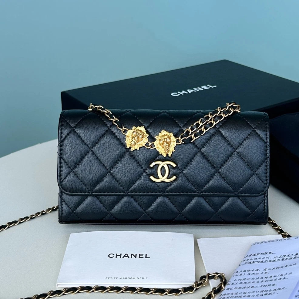 Chanel Lambskin Chain Shoulder Crossbody Diamond Black Gold Women Classic