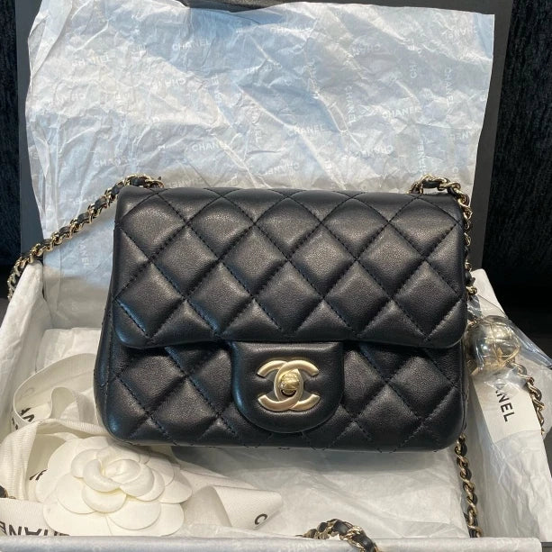 Chanel Classic Flap Lambskin Chain Shoulder Bag Crossbody Diamond Women D