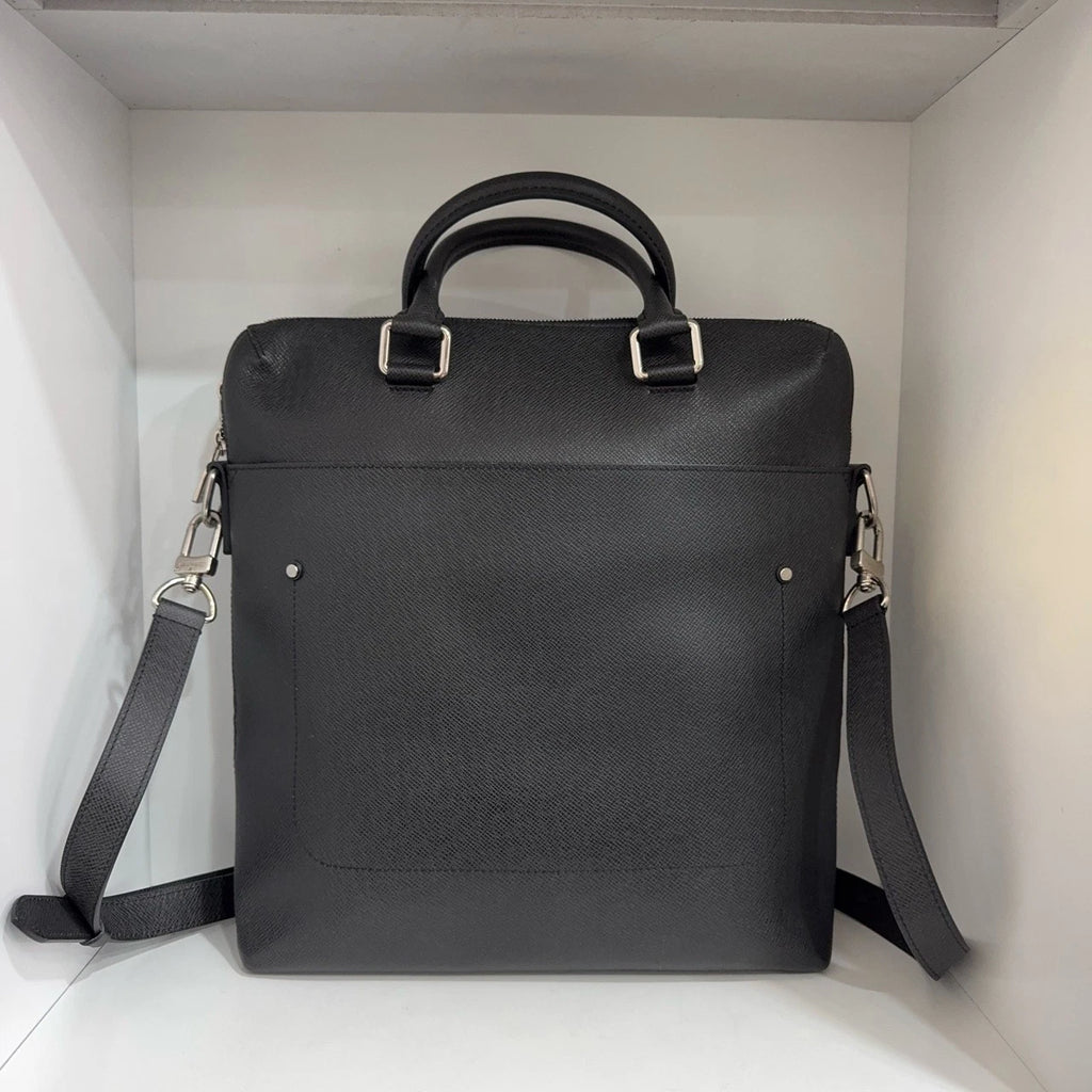 Louis Vuitton Black Taiga Leather Vertical Briefcase Handbag Crossbody Women