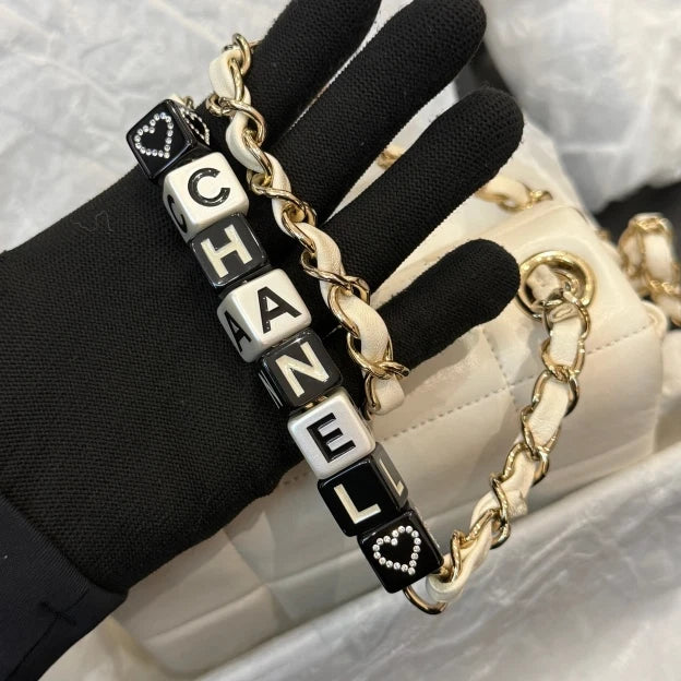 Chanel Classic Flap Chain Shoulder Bag Crossbody White Gold Women Fashion D