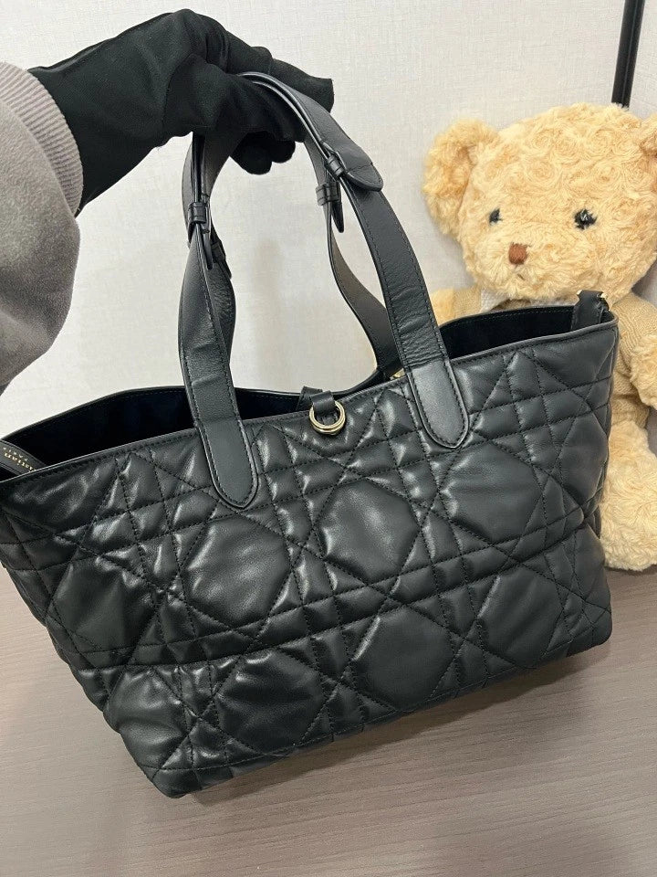 Dior Toujours Medium Black Calfskin Gold Hardware Tote Bag For Women