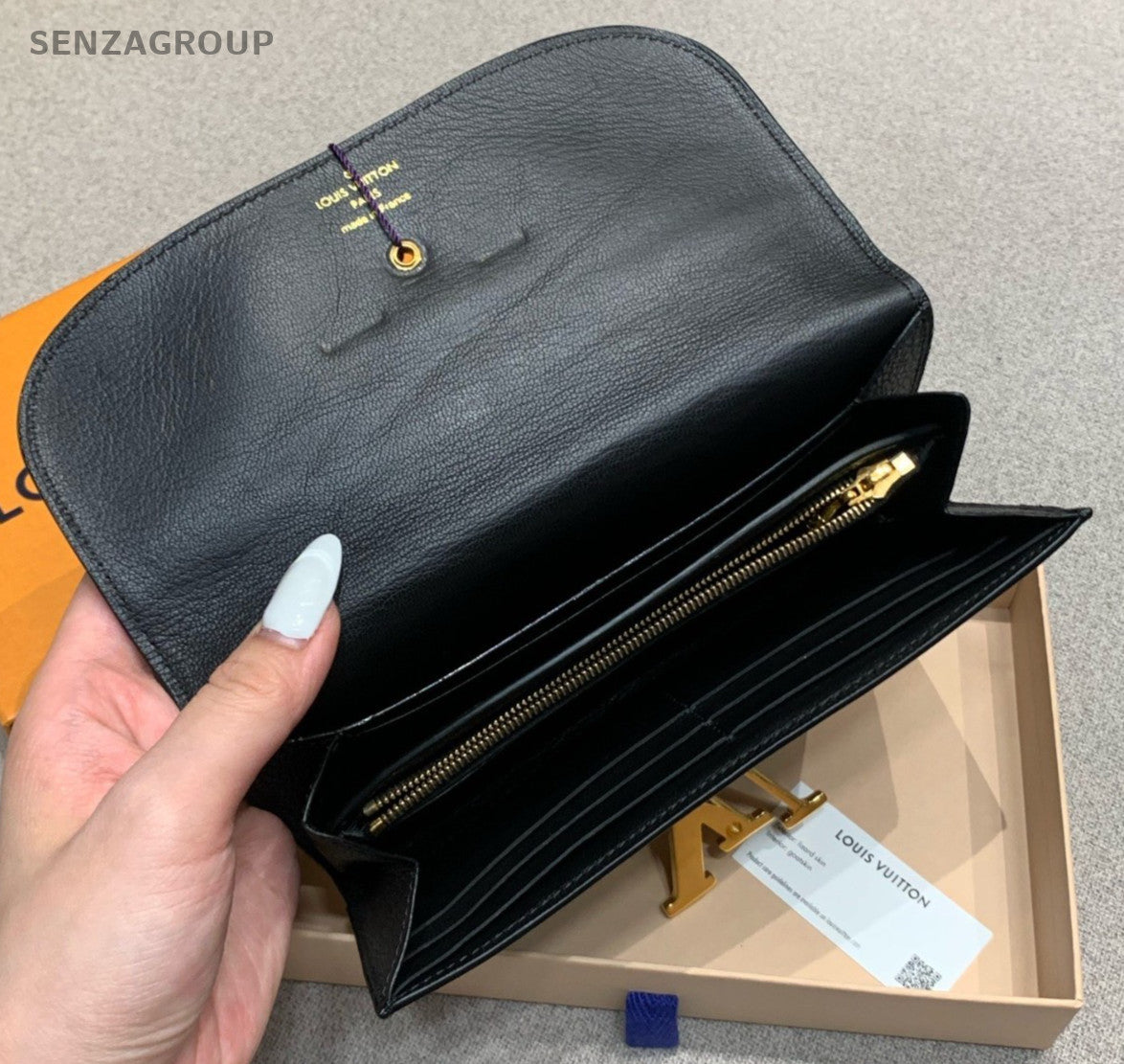 Louis Vuitton Long Wallet All Leather Logo Black Gold