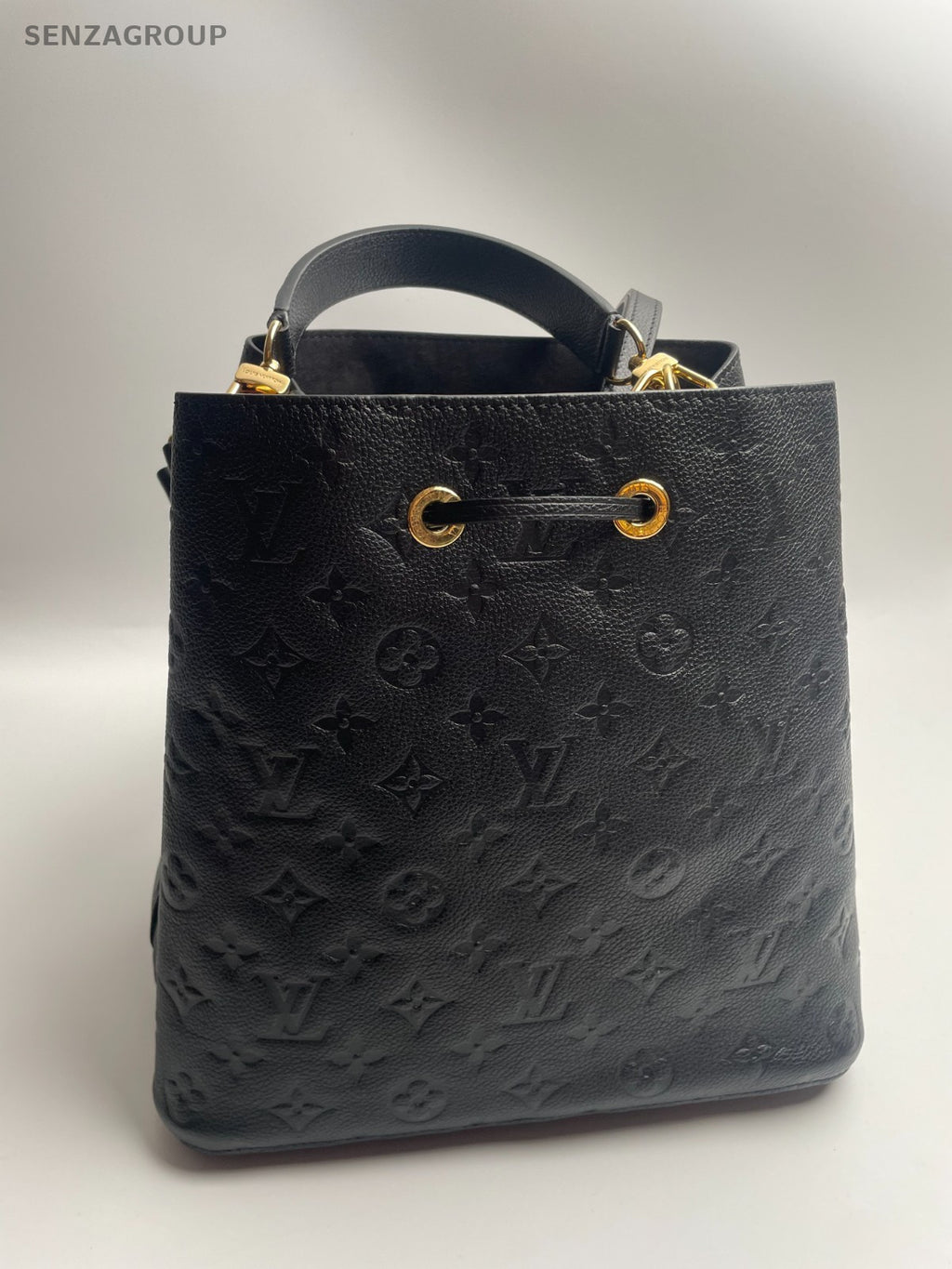 Louis Vuitton Noé Shoulder Bag MM Black Leather