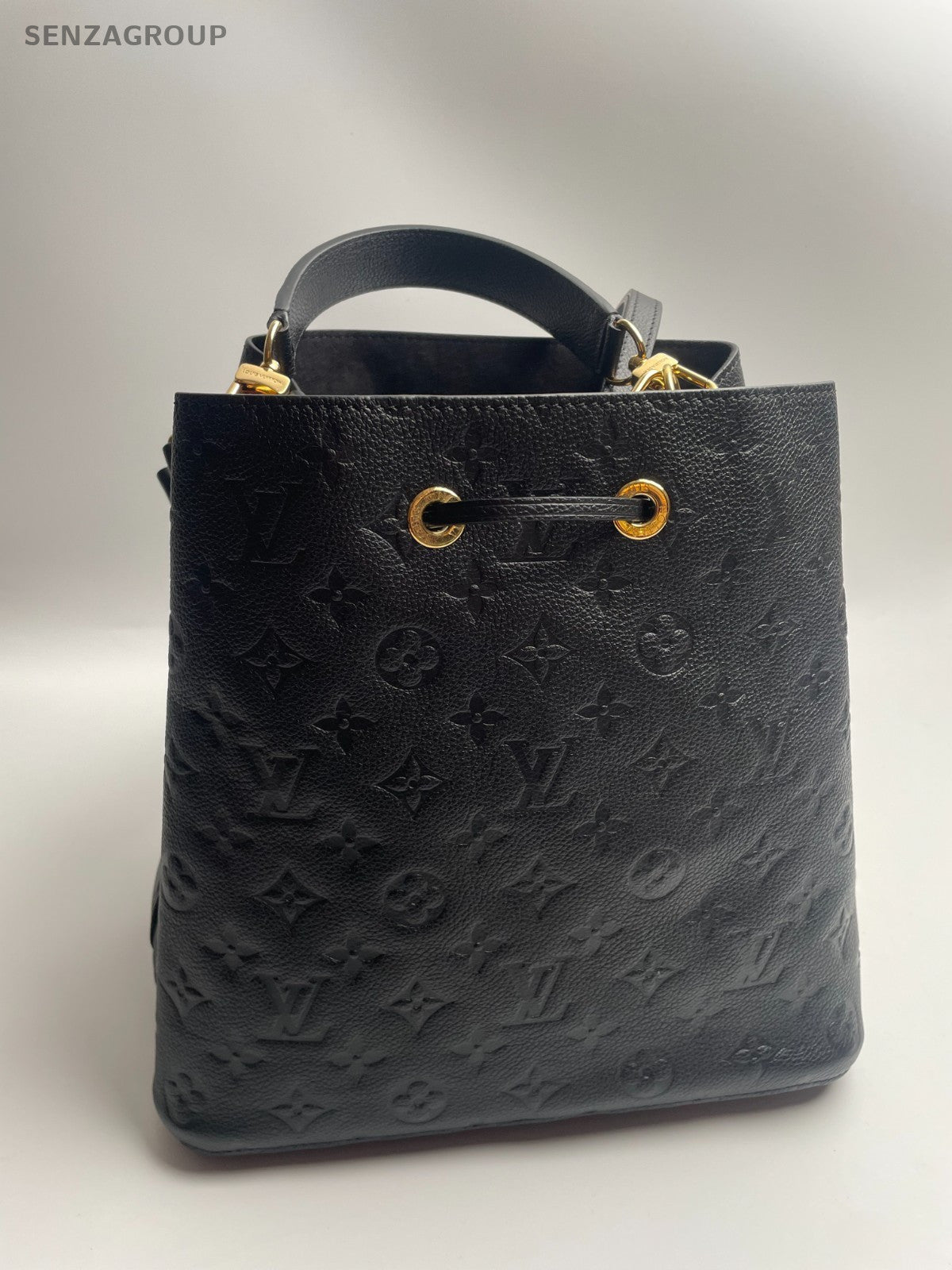 Louis Vuitton Noé Shoulder Bag MM Black Leather