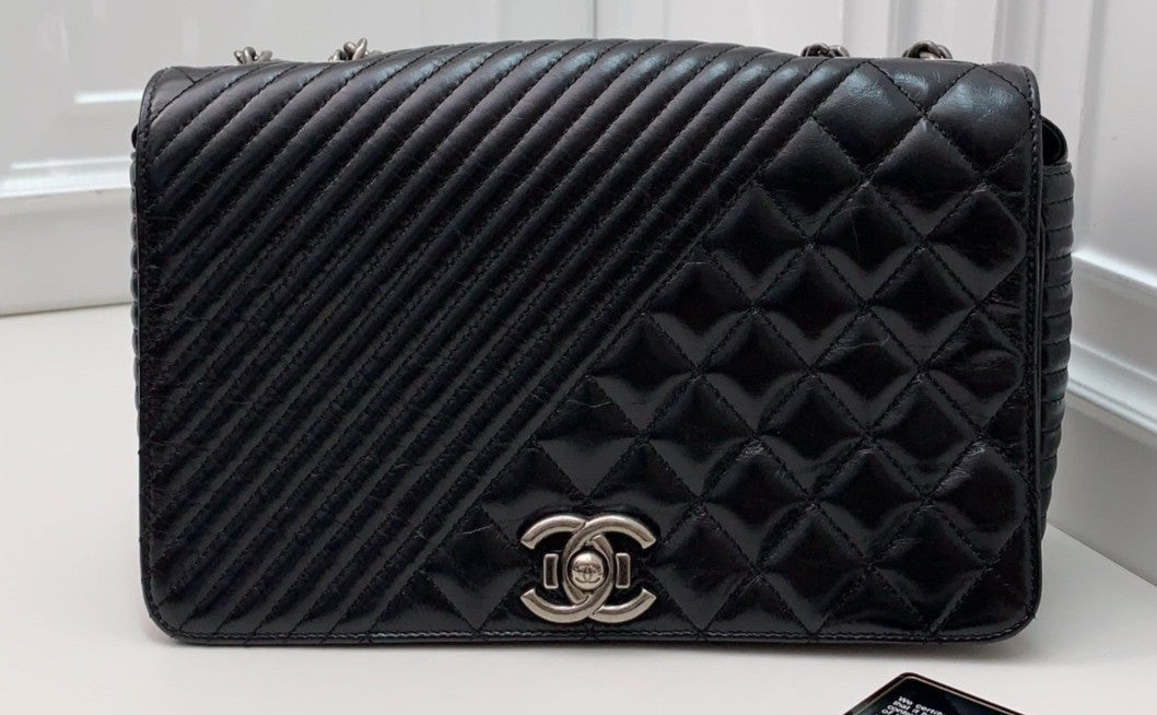 CHANEL CC Calfskin Vintage Chain Shoulder bag Black Silver Women