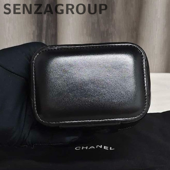 Chanel Black Gold Quilted Square Box Chain Crossbody Bag Classic Fashion