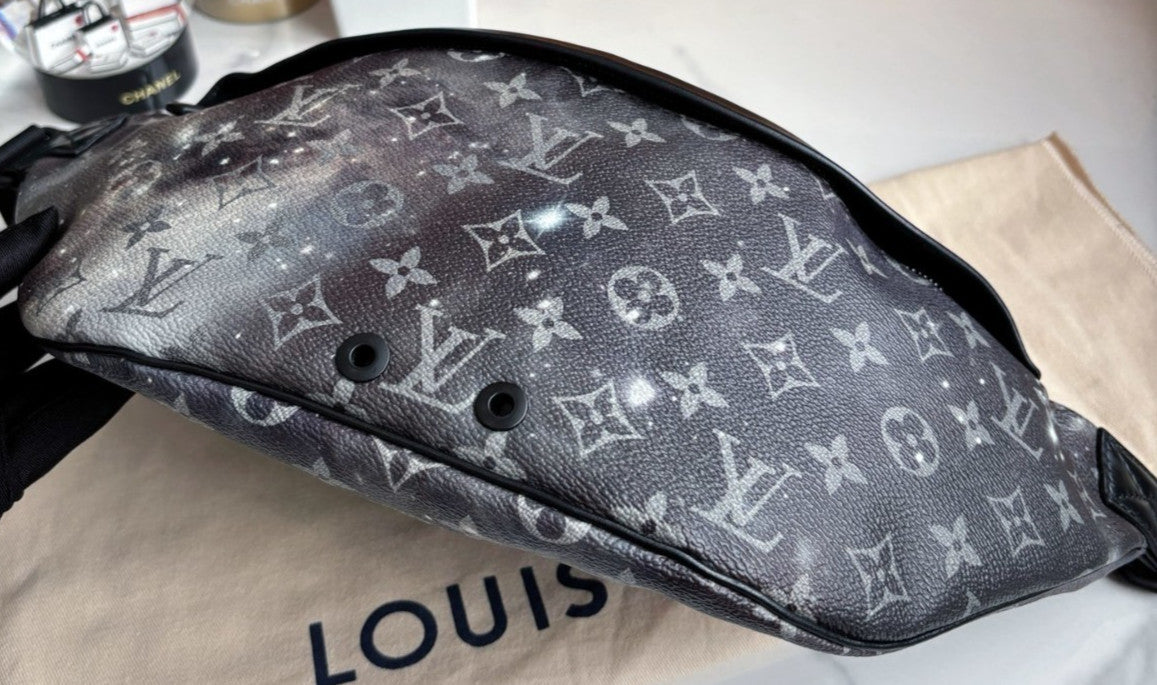 Louis Vuitton Discovery Monogram Chest Bag Black Unisex Adults Almost Brand New
