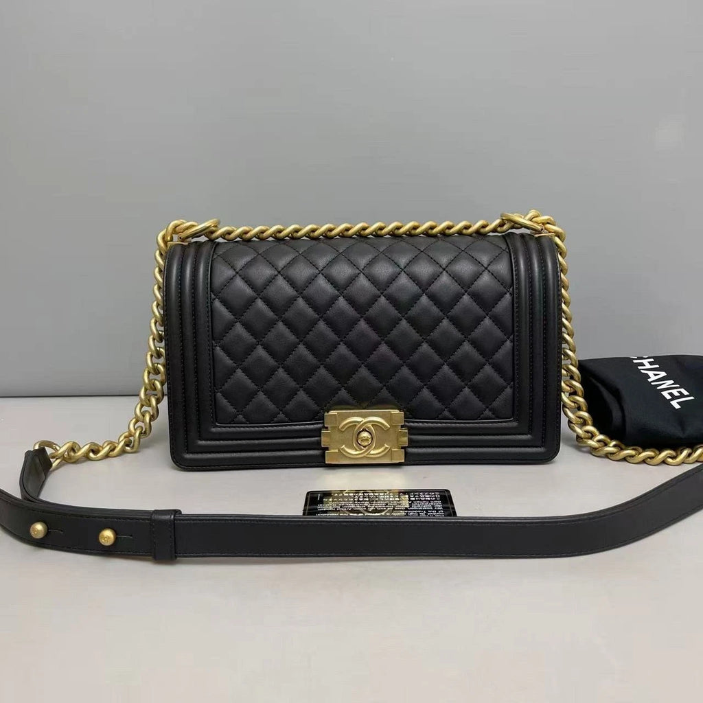 Chanel Leboy MM Calfskin Diamond Shoulder Bag Crossbody Bag Black Excellent