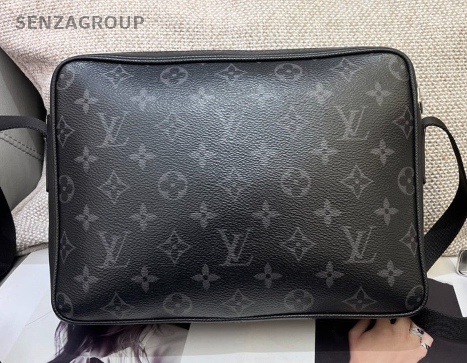 Louis Vuitton Monogram 2Way Crossbody Shoulder Bag Black Silver Unisex Adults