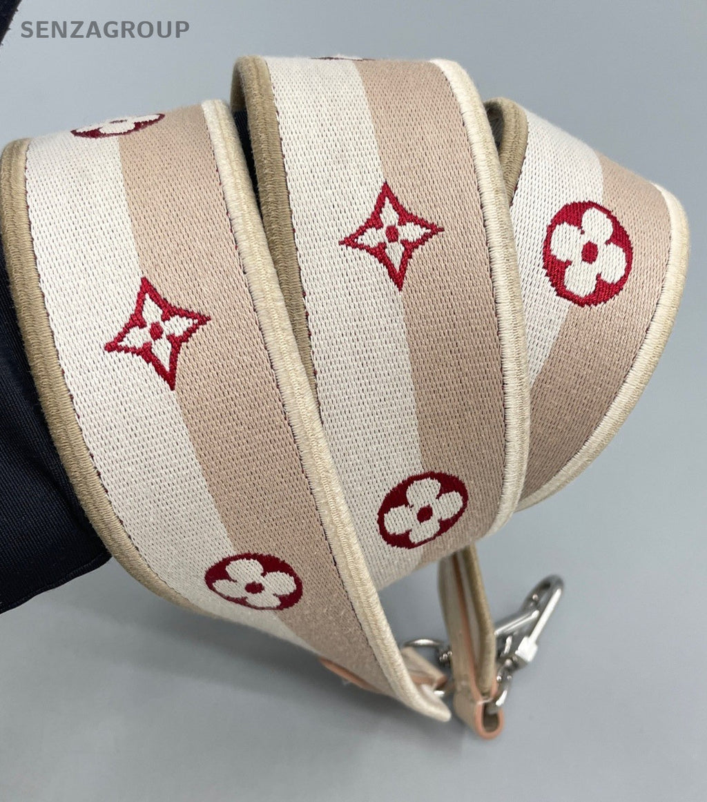Louis Vuitton Epi Leather Top Handle Bag Crossbody White Silver Women Classic
