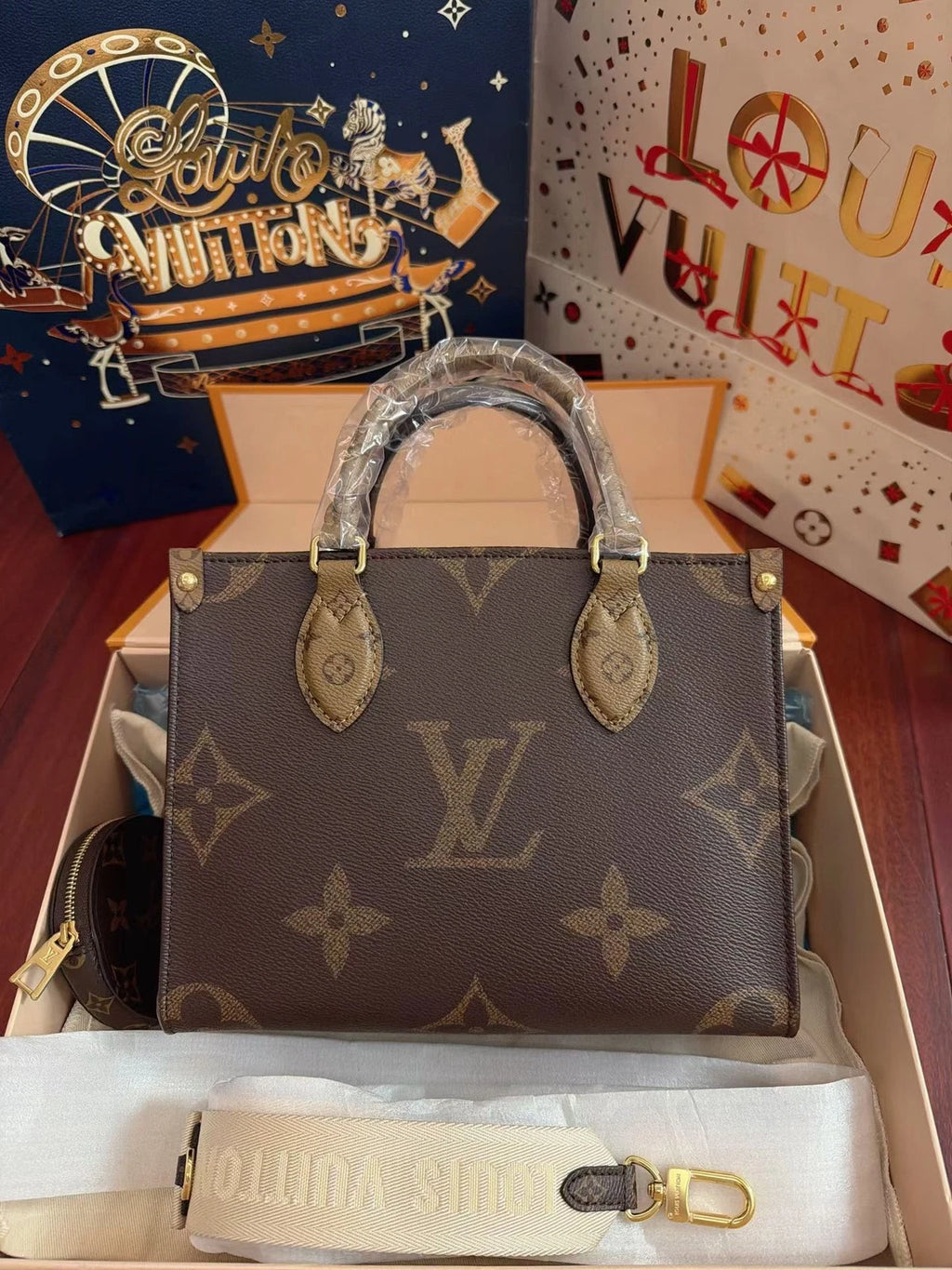 Louis Vuitton OnTheGo PM Tote Top Handle Crossbody Brown Gold Classic Women