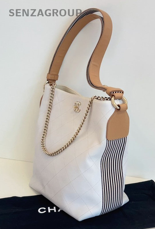 CHANEL Calfskin Bucket Diamond pattern Cream White 2way Chain Shoulder bag Women