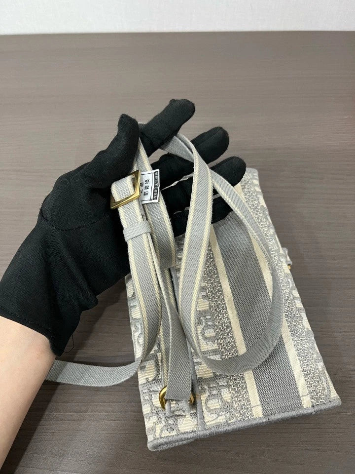 Dior Saddle Canvas Gray Crossbody Excellent