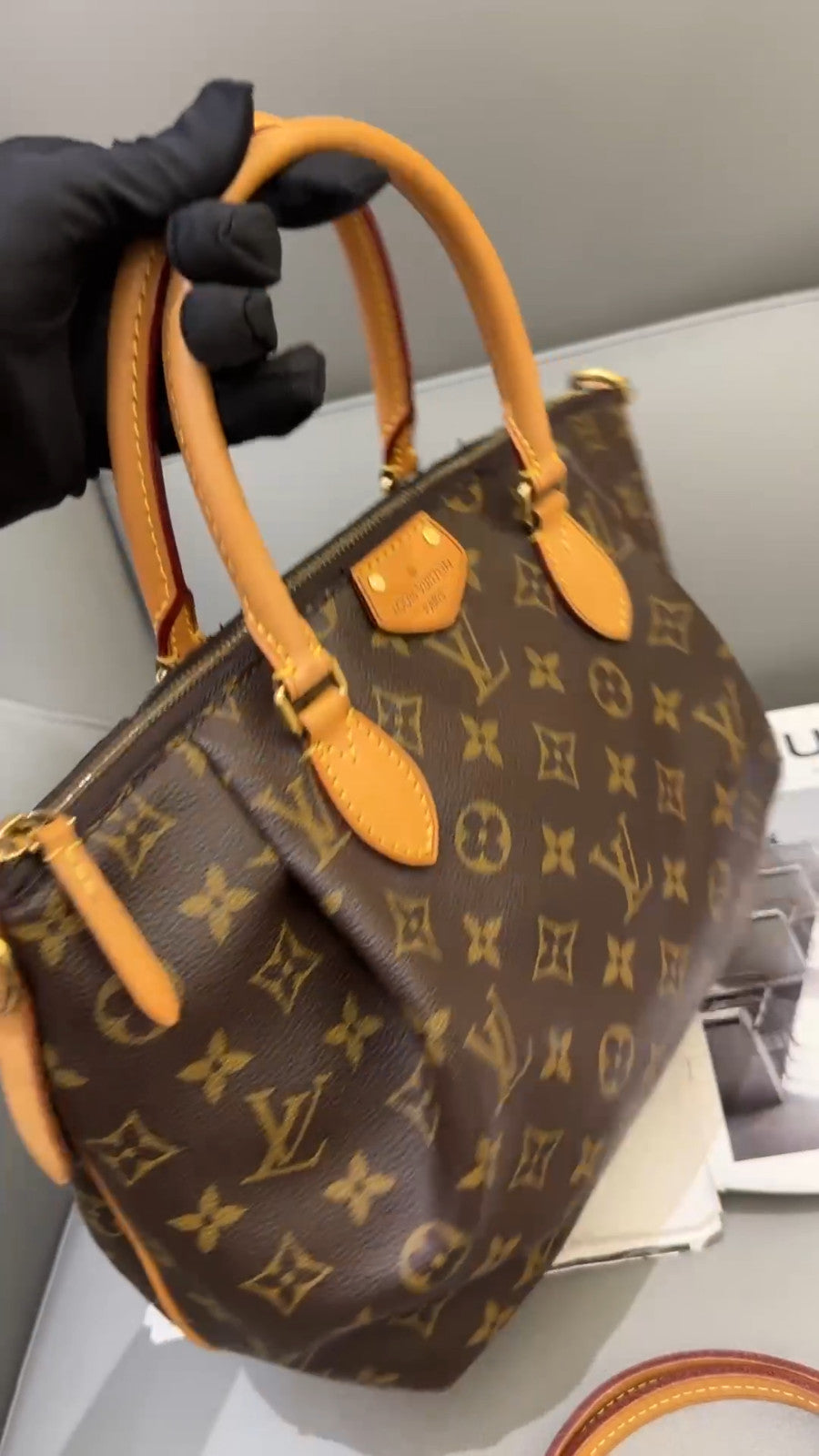 Louis Vuitton Vintage Turenne PM Monogram 2way Shoulder Handbag Brown Classic