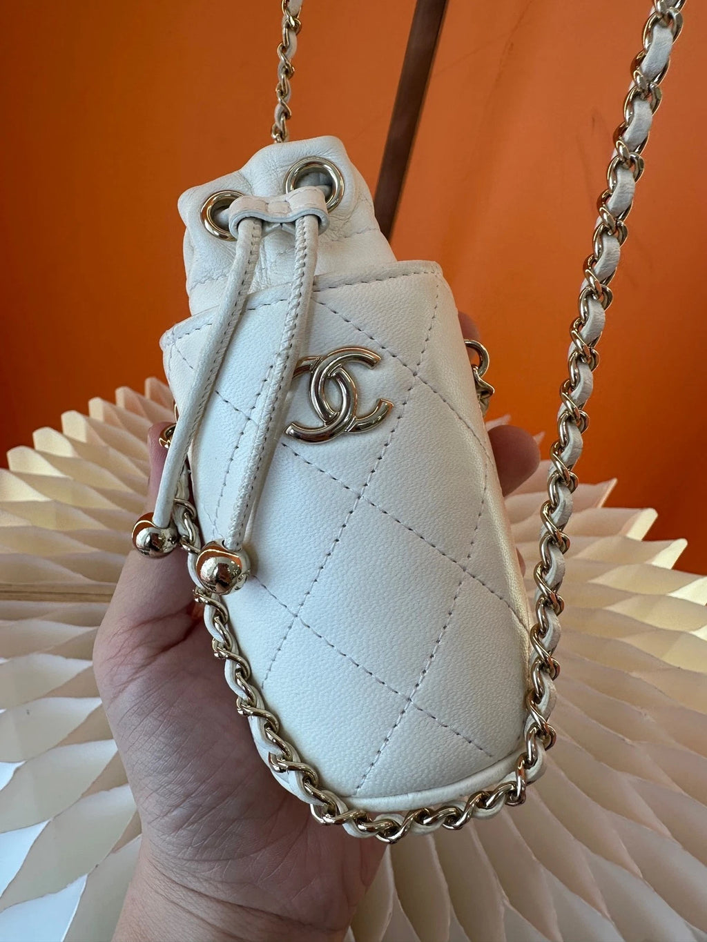 CHANEL White Gold Chain Bucket Bag For Women