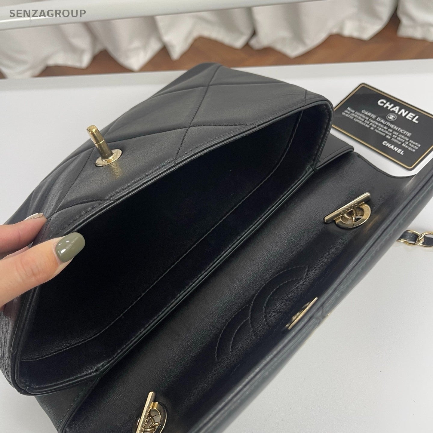 Chanel Trendy CC Diamond Chain Shoulder Bag Black Gold Women Classic Fashion