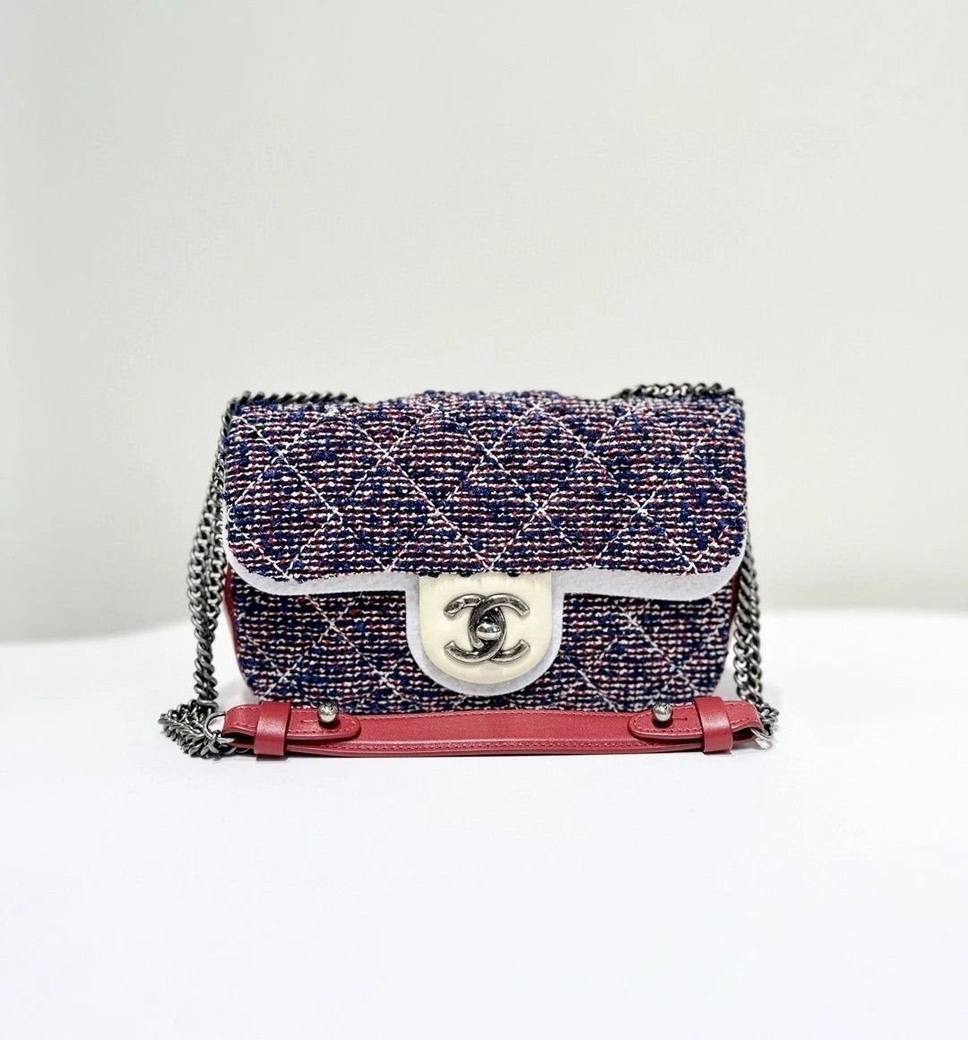 Authentic CHANEL Seasonal Tweed CF Shoulder Bag For Women