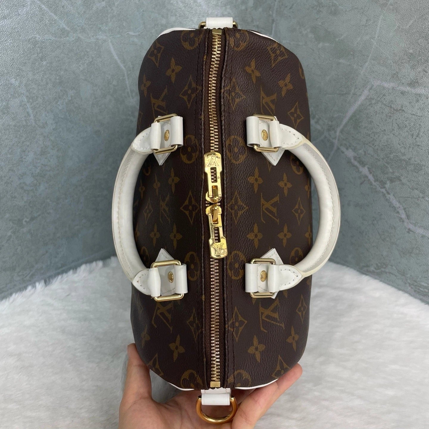 Louis Vuitton Speedy Bandouliere 25 Monogram Canvas Handbag Crossbody Ghw