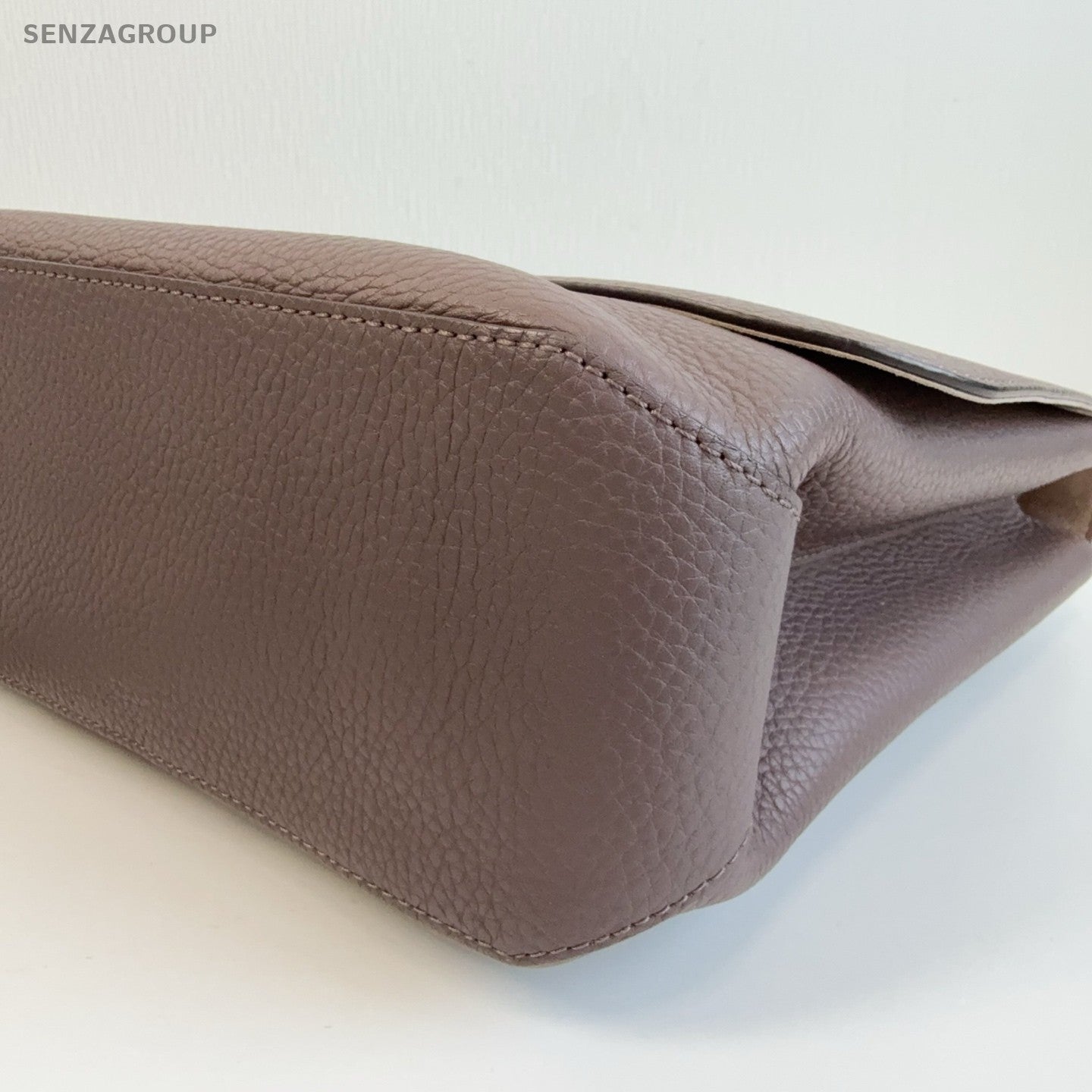 Louis Vuitton Volta Top Handle All Leather 2way Shoulder Handbag Maillard color