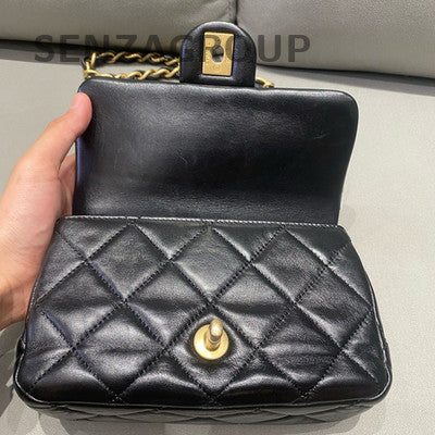 Chanel 23S Gold Coin Chain Shoulder Crossbody Bag Quilted Black Gold