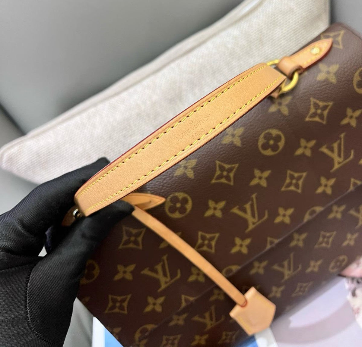 Louis Vuitton Cluny MM Monogram Top Handle Crossbody Brown Gold Women Classic