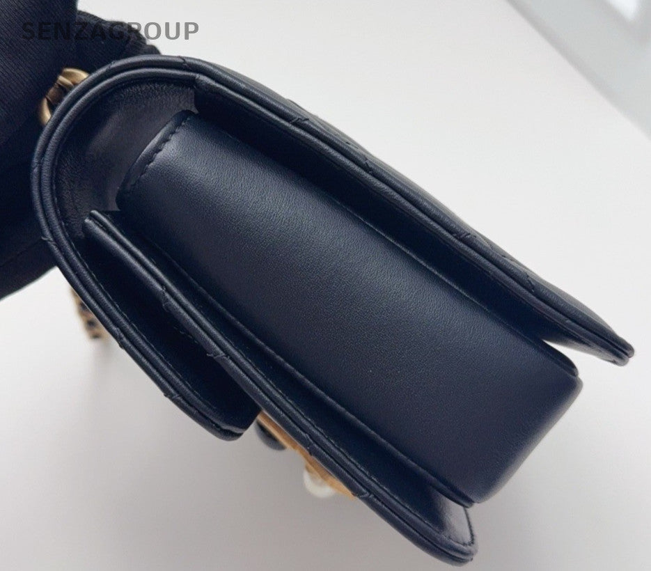 Chanel Calfskin Diamond Pattern Chain Shoulder Bag Crossbody Black Gold Women