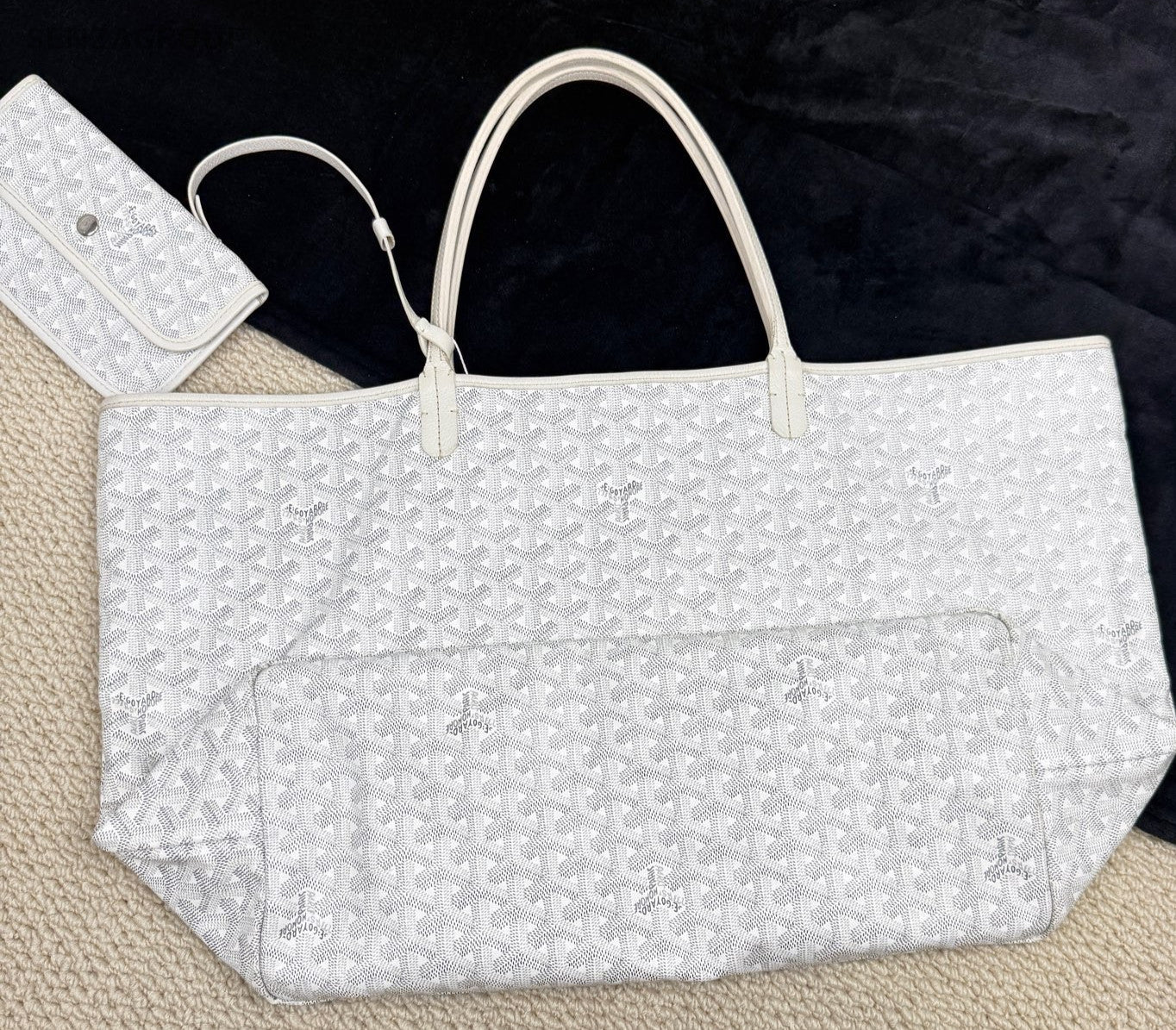 Goyard Monogram GM Canvas Tote Shoulder Bag With Pouch Women White.
