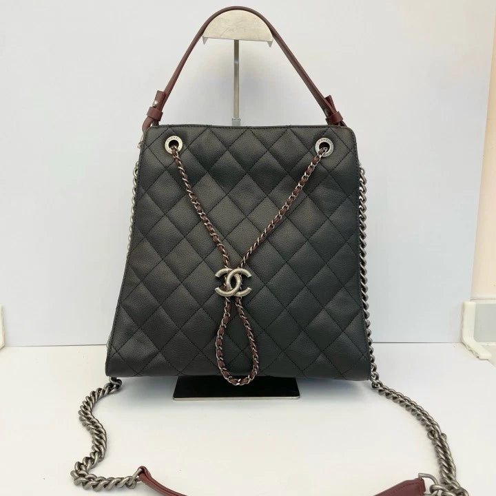 CHANEL Black Bucket Handbag Crossbody Bag For Women
