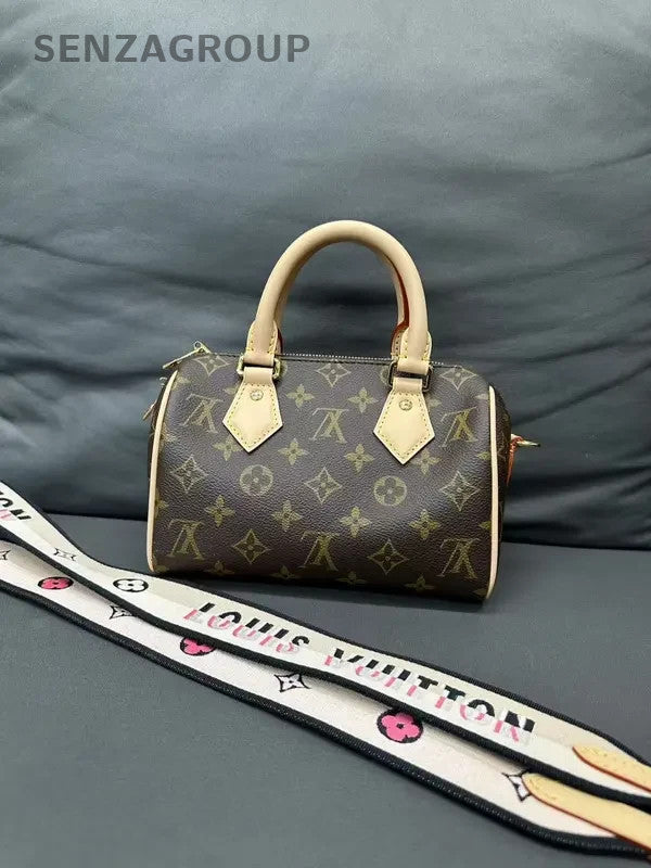 SJ0001 Louis Vuitton Speedy 20 with Black edged  adjusta