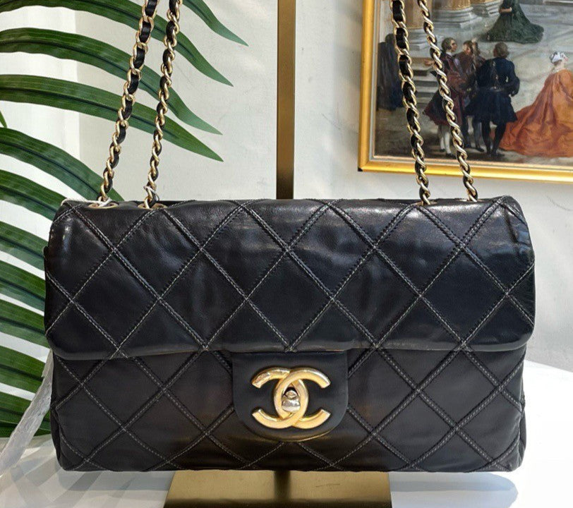 Chanel Classic Flap PM Chain Shoulder Bag Diamond Black Gold Used Women