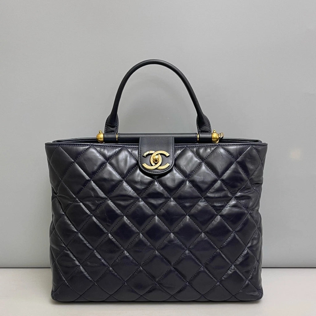 Chanel Calfskin Tote Chain Shoulder Bag Top Handle Bag Diamond Women Classic